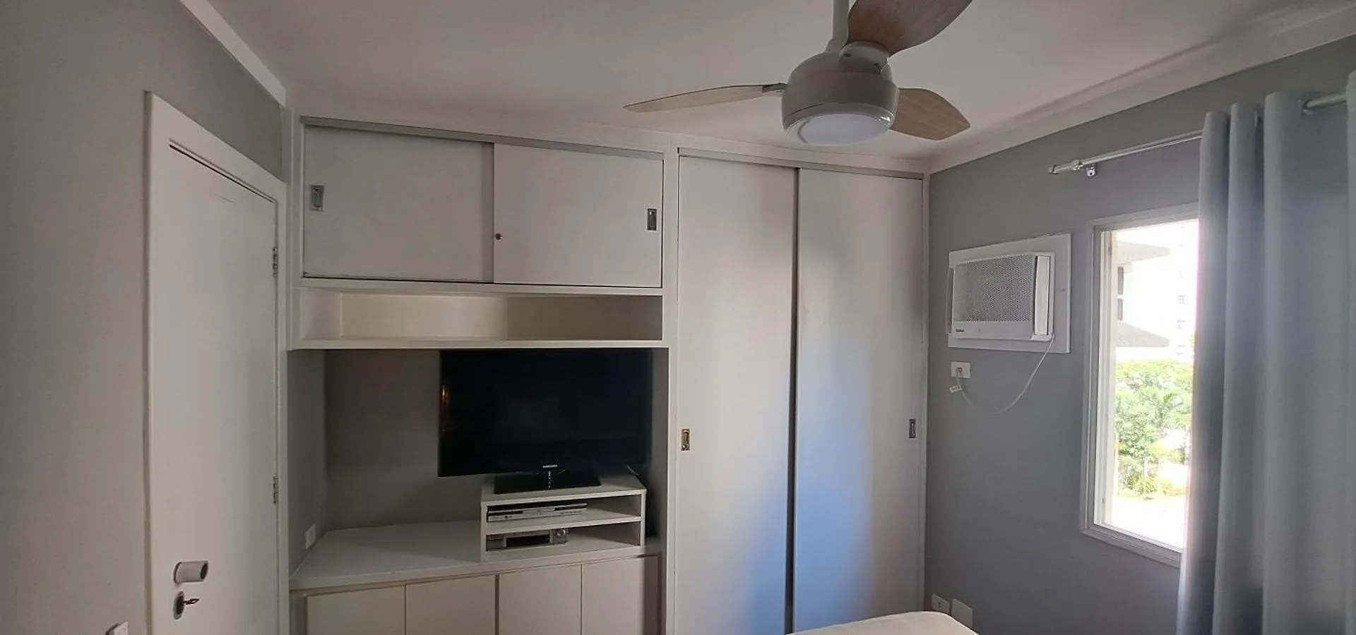 Flat Confortavel - Academia - Piscina - Garagem - Melhor Localizacao Do Itaim Bibi São Paulo